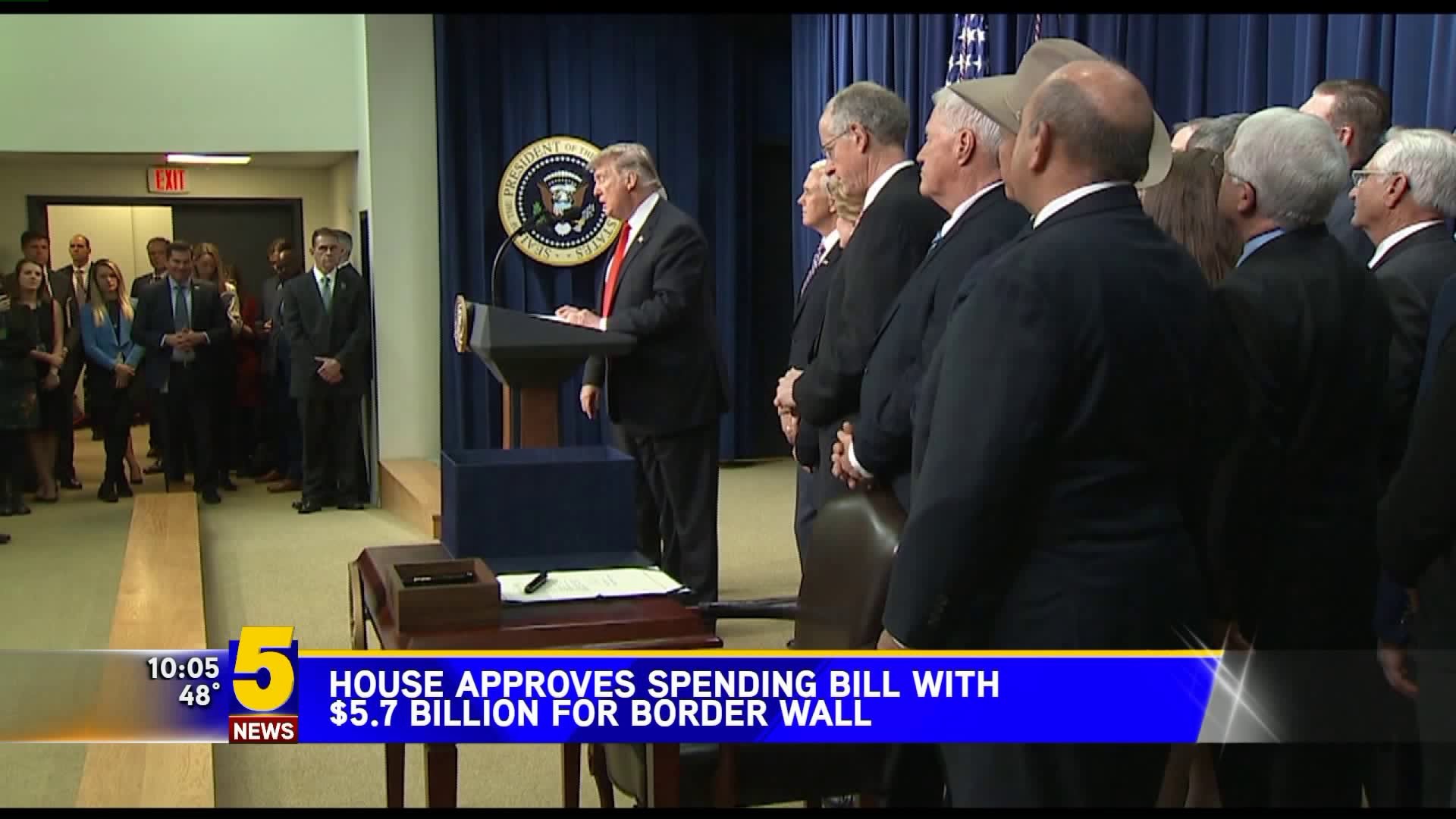 House Approves Spending Bill With $5.7 Billion for Border Wall