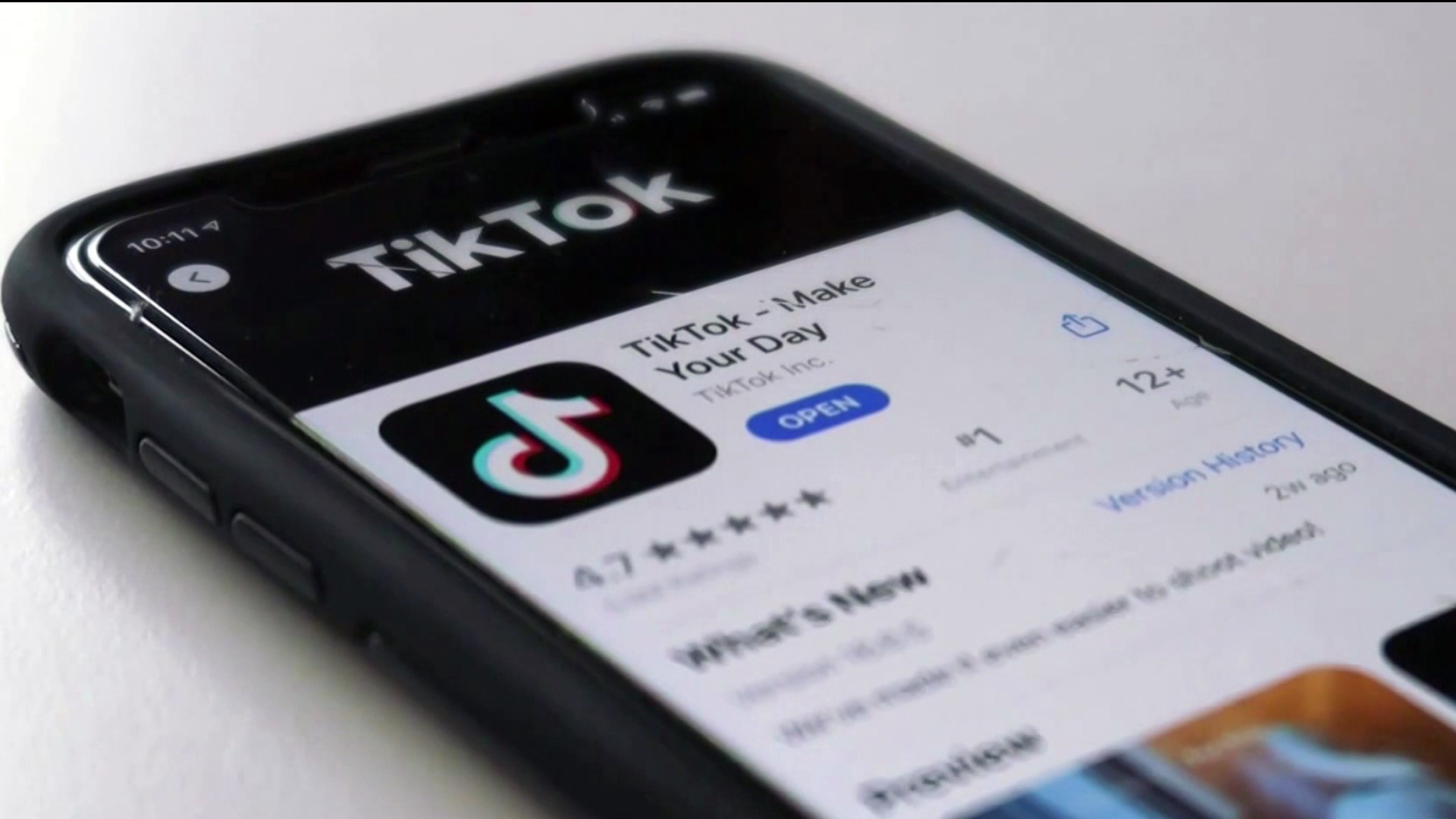Arkansas Senate sees bill banning the use of TikTok on state-issued devices due to concerns over data mining