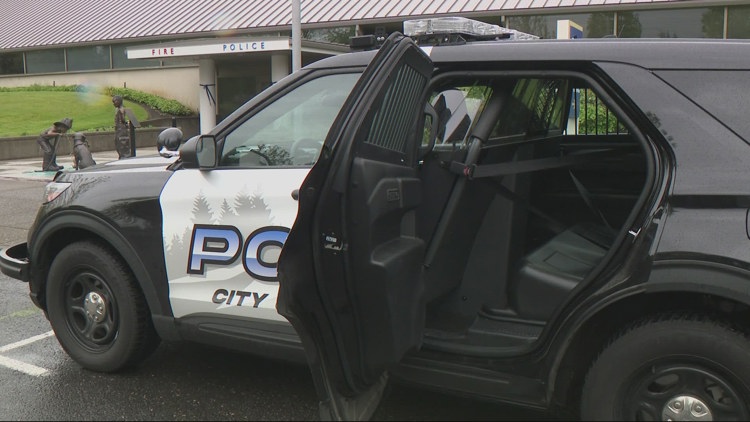 With no ambulances available, Gresham stabbing victim taken to hospital in patrol car