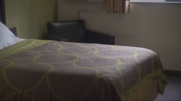Multnomah County commissioners assess shelter bed costs