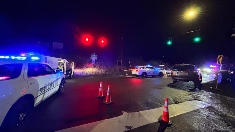 Sheriff's office closes road as they investigate police shooting near Wilsonville
