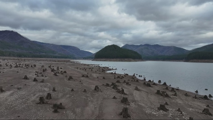 Proposed deeper drawdown of Detroit Lake draws ire from residents