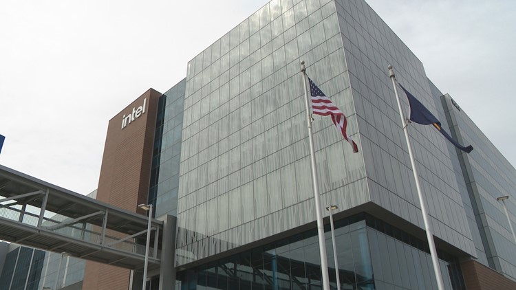 Gov. Kotek to propose federal technical center at Intel's Hillsboro complex