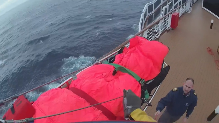 US Coast Guard rescues injured man from cruise ship near Tillamook
