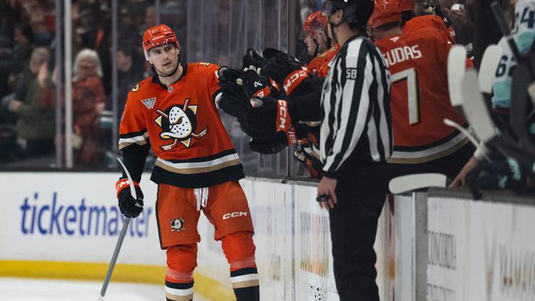 Gauthier gets 25th goal and surging Ducks beat Kraken 4-2 to move closer to Pacific Division lead