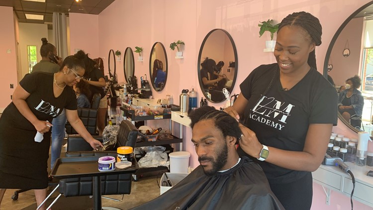 'I love a good transformation': Southeast Portland salon holds free hair styling event