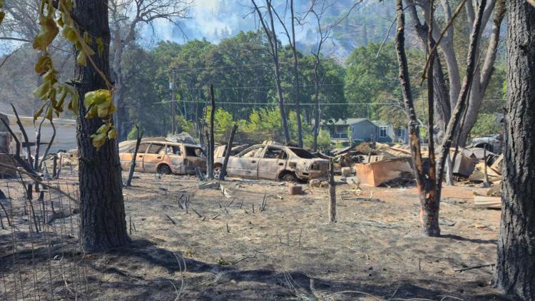 Rowena Fire near The Dalles burns 20 homes, covering over 3,500 acres