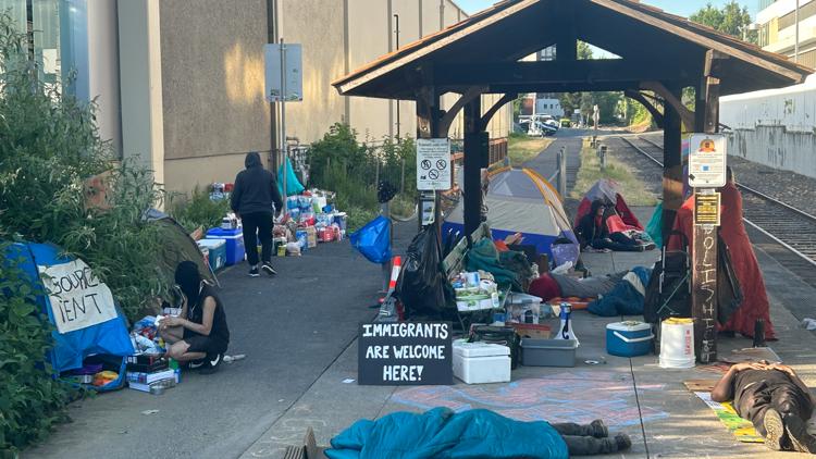 Woman punched, tried chocking police outside Portland ICE facility
