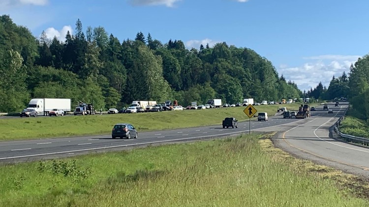 Crashes block I-5 near Kelso during severe weather, at least one person killed