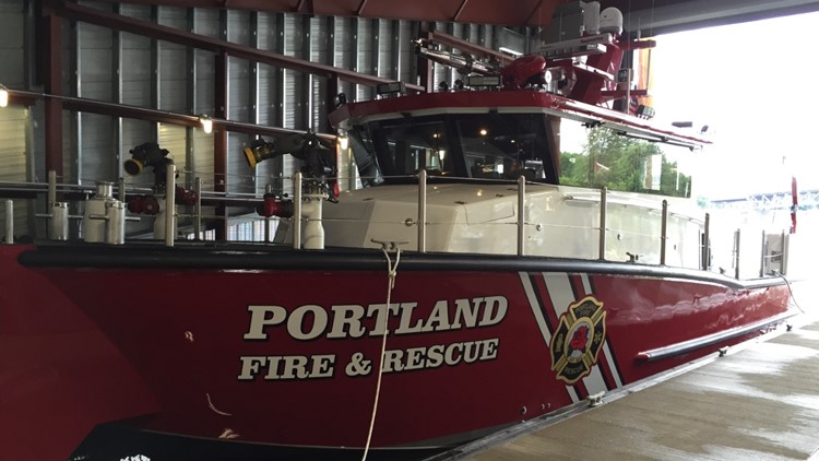 Possible water rescue underway at Johnson Creek in Portland