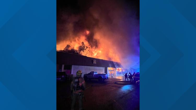 Large fire destroys Pacific Market in Northeast Portland