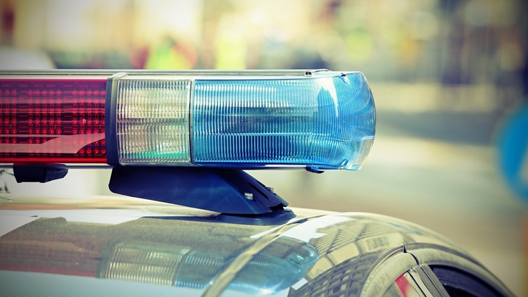 Portland police officer, motorcyclist collide in Southeast Portland