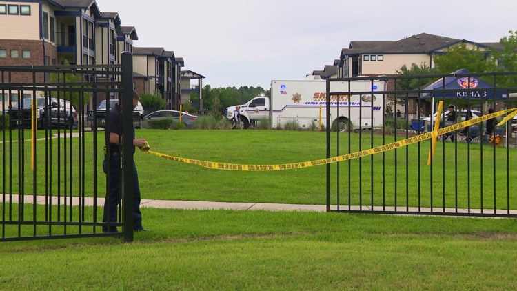 Suspect who investigators say shot and killed his girlfriend in Katy area before killing himself identified