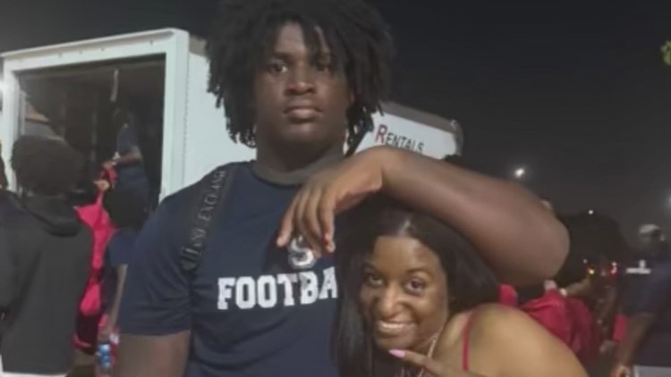 'It could have been prevented' | Family warns of heat stroke dangers after Houston-area teen collapses at football practice