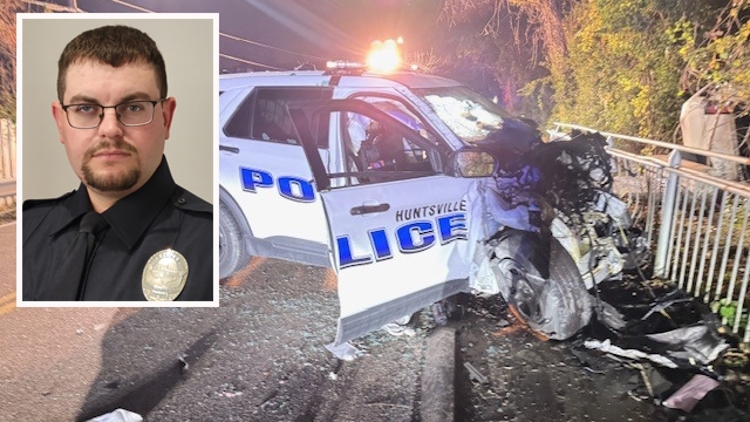 Huntsville police officer hospitalized in Houston area after head-on crash