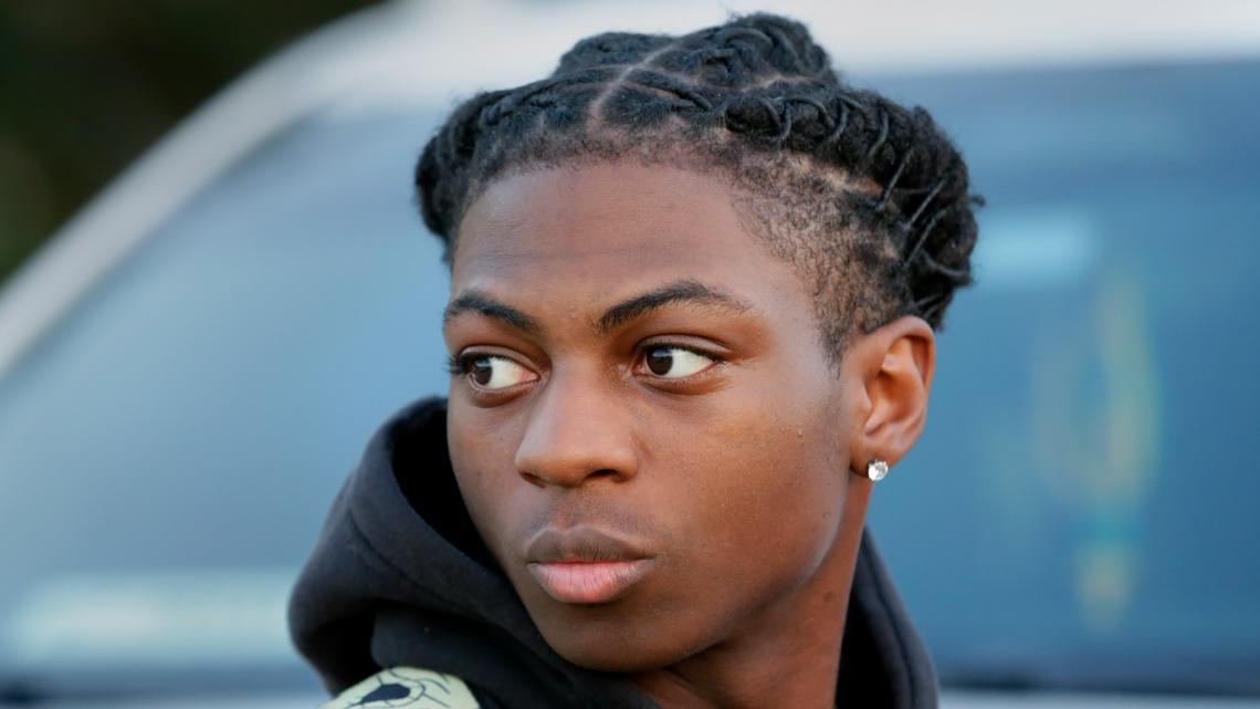 Texas student suspended over hairstyle will be sent to alternative education program - Vimarsana News