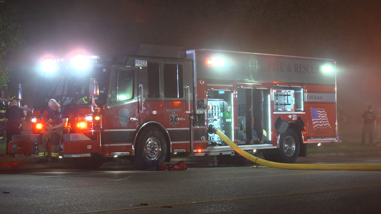 16 units damaged in Bellaire apartment fire