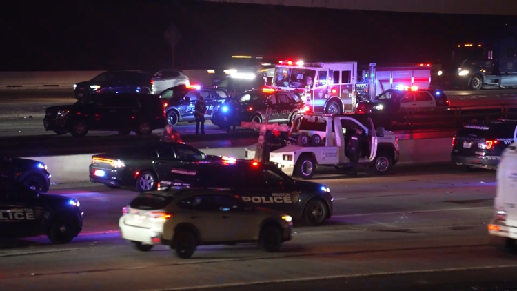 Galleria-area shoplifting call ends with 2 teens killed on Houston freeway