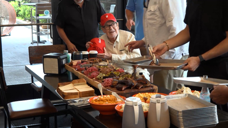 Beloved Houston barbecue legend celebrates 98th birthday