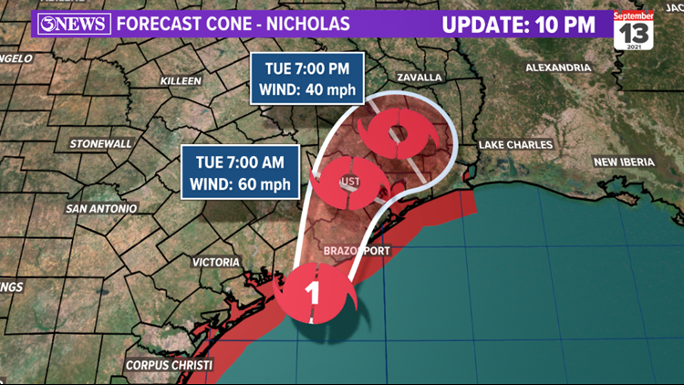 Nicholas strengthens to hurricane ahead of Texas landfall