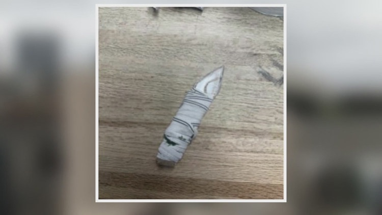 King County corrections officers warn of inmates breaking jail-issued tablets to make weapons
