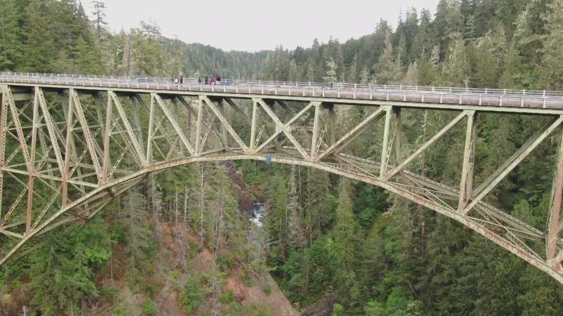 Teen survives 400-foot fall into canyon near Shelton bridge | 10tv.com