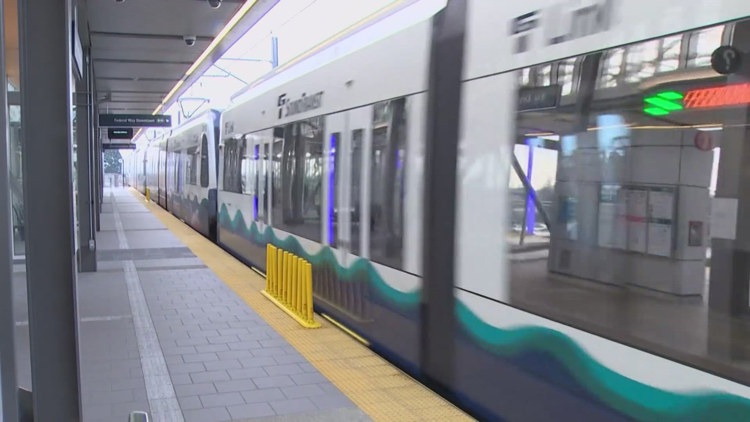 Sound Transit extends Link light rail service for July 4 celebrations