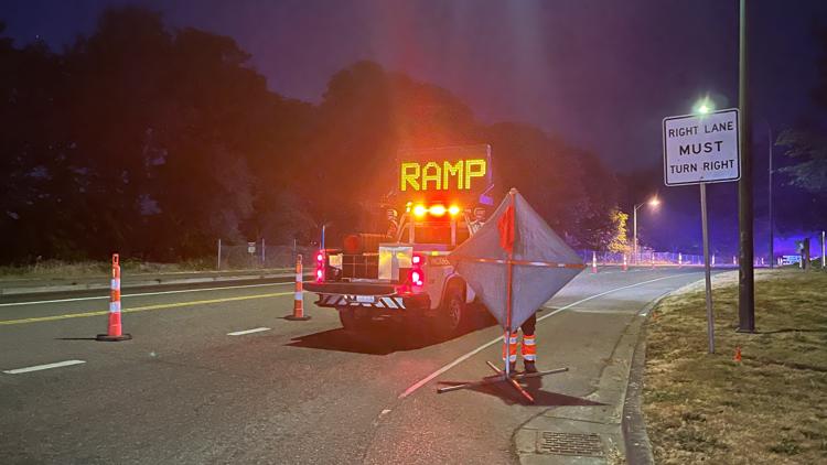 Driver seriously injured after 100-mph vehicle rolls off I-5 in Everett