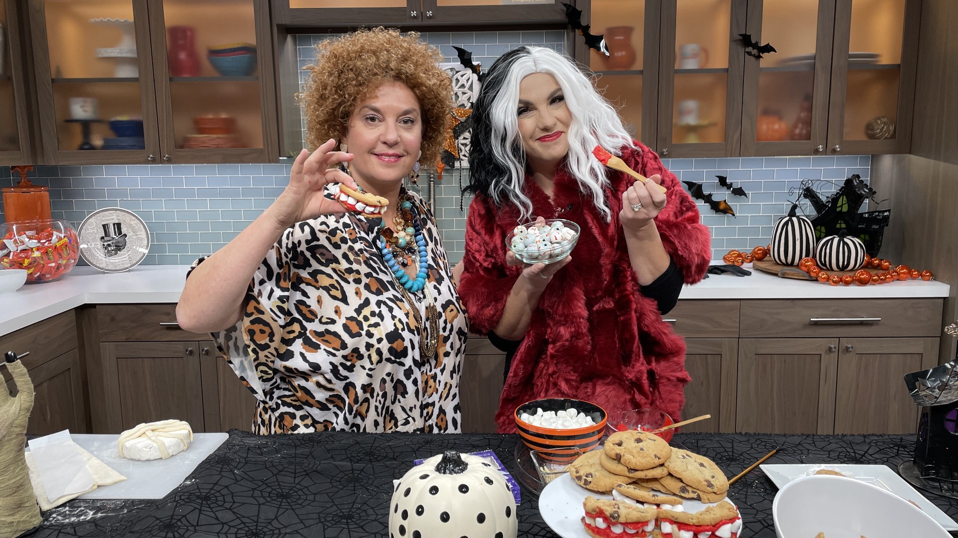 Dracula's dentures, anyone? How about mummy dogs? These recipes are easy and perfect for making with the family! 🧛‍♂️ #newdaynw