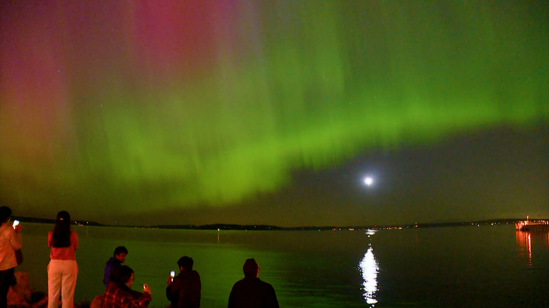 How to take photos of northern lights