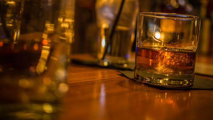 Seattle Saloon Owner Accused of Withholding $1.4M in IRS Payments Despite Collecting from Staff