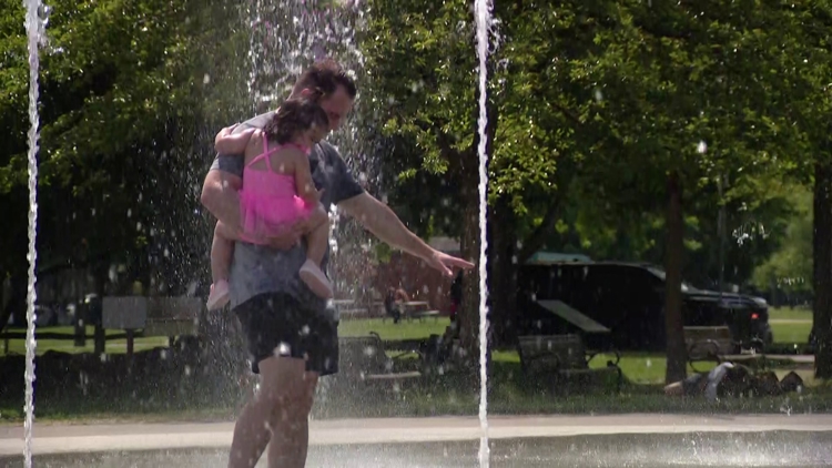 Seattle braces for back-to-back heat records as western Washington temperatures spike