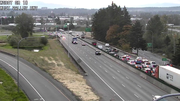 Semi-truck with brake failure hits 7 vehicles on SR 18, WSP says