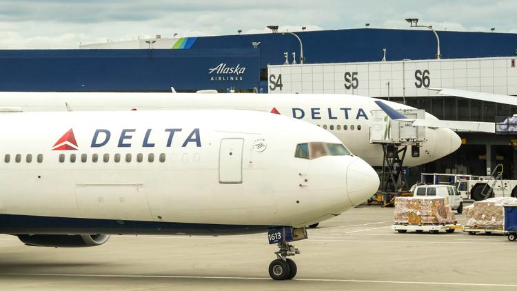 FAA will cut flights at SEA Airport due to government shutdown