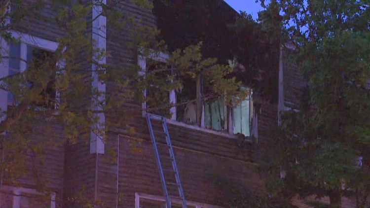 Fire damages commercial building on East Madison Street