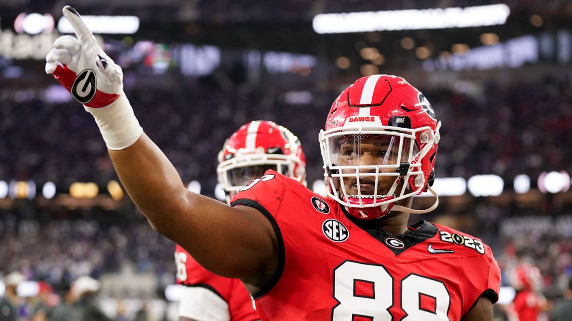 Eagles trade up, select Georgia DT Jalen Carter with 9th overall pick of  2023 NFL Draft