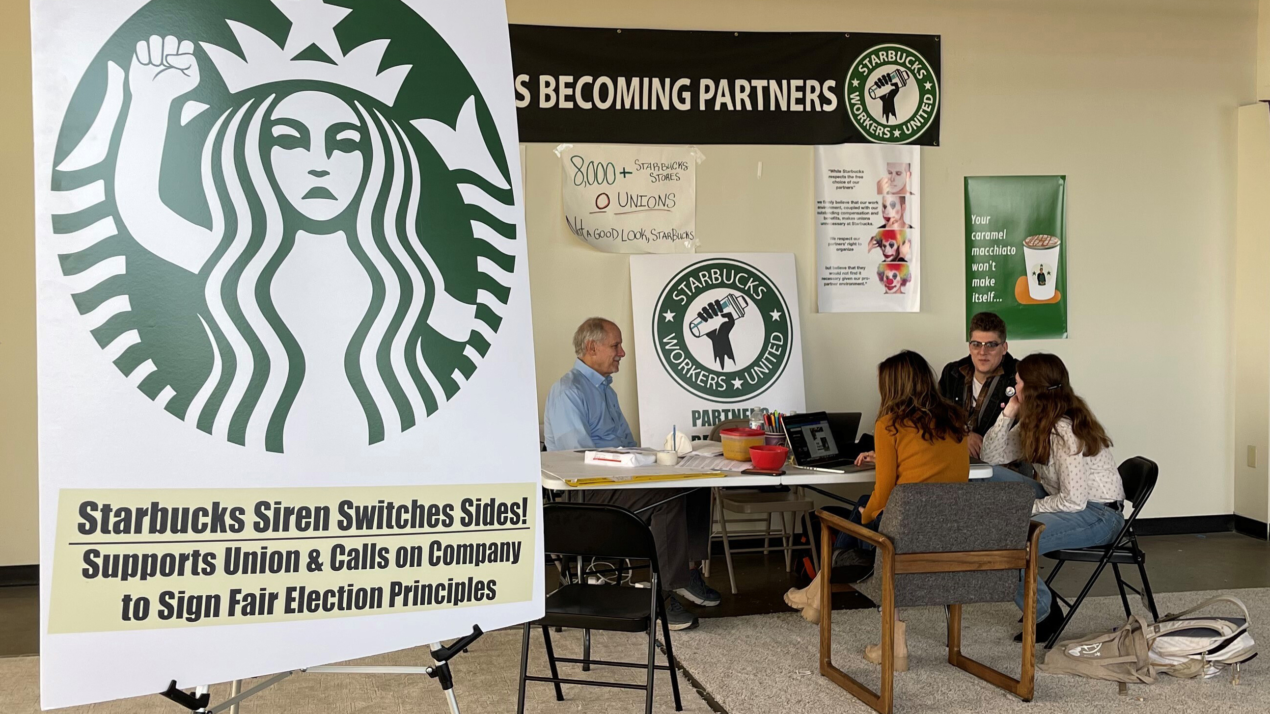 Elmwood Starbucks makes history voting for union by 19-8 vote - Vimarsana News