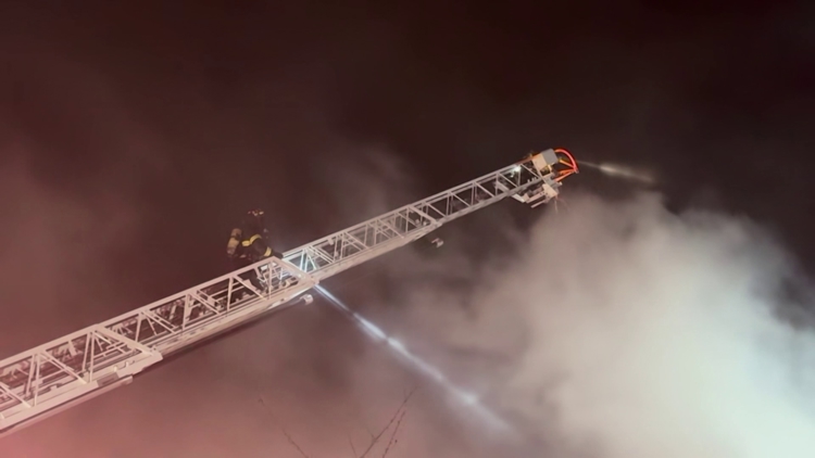 Fire at apartment building in Tacoma prompts evacuations