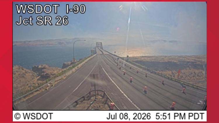 'Rapidly moving' wildfire near Vantage prompts evacuation orders