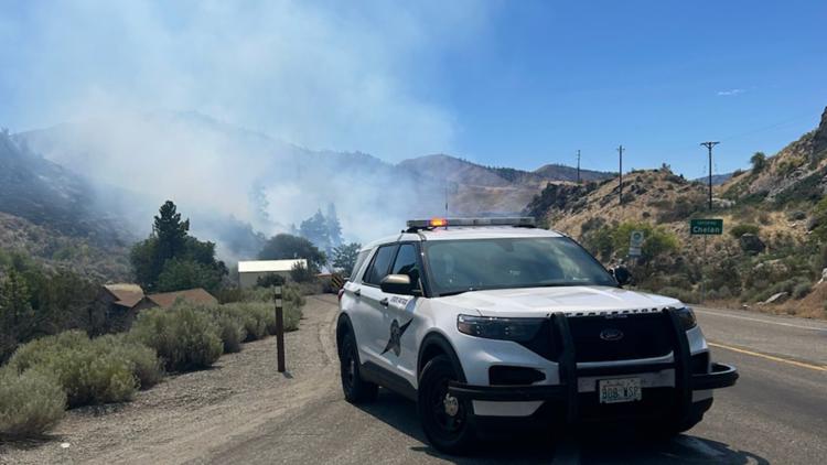 Wildfire prompts evacuations near Lake Chelan