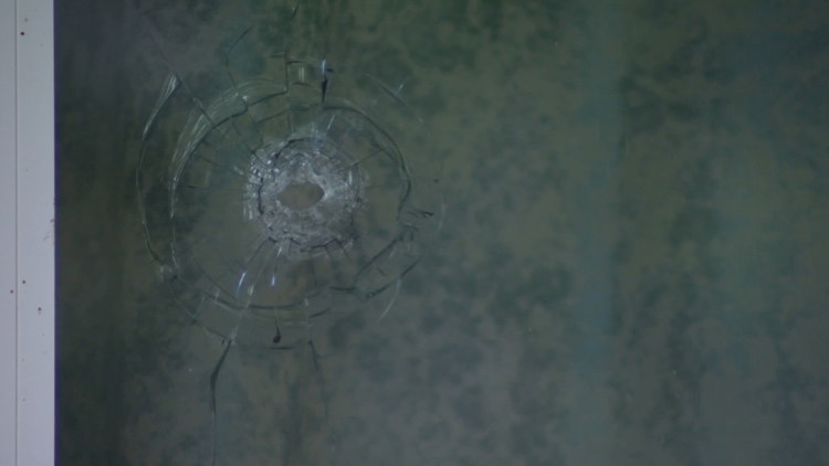 South Seattle shooting leaves 40+ shell casings, damages homes and vehicles; no injuries reported
