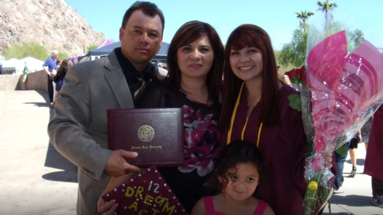 Dreamers esperanzados de su futuro bajo administración de Biden-Harris Dreamers esperanzados de su futuro bajo administración de Biden-Harris