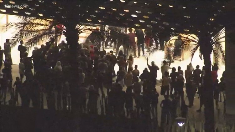 Smashed windows, looting in Scottsdale as protests continue