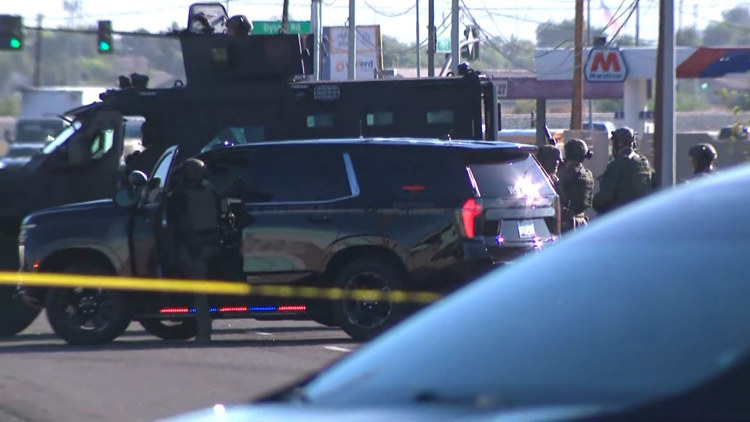SWAT team deployed to Avondale neighborhood after deadly shooting