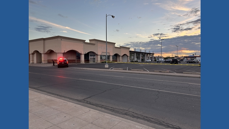 Mesa police: Teen shot after firing at security guard outside reception hall