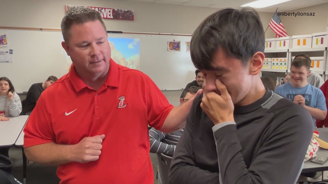 Student who hit half-court shot meeting Steph Curry - Vimarsana News