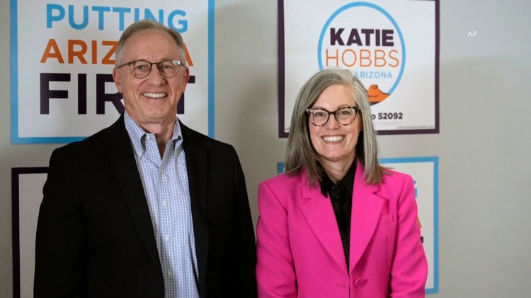Poll: Arizona Democrats lead statewide races, Hobbs ahead by 12 points