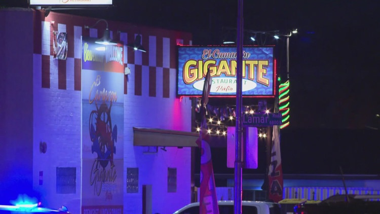 Police say 3 killed, 5 hurt in Glendale, Arizona shooting