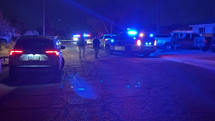 1 man killed in shooting in west Phoenix