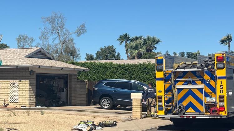 4 dogs die in Glendale kitchen fire, officials say